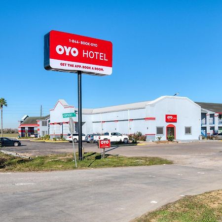 Oyo Hotel Rosenberg Tx I-69 エクステリア 写真