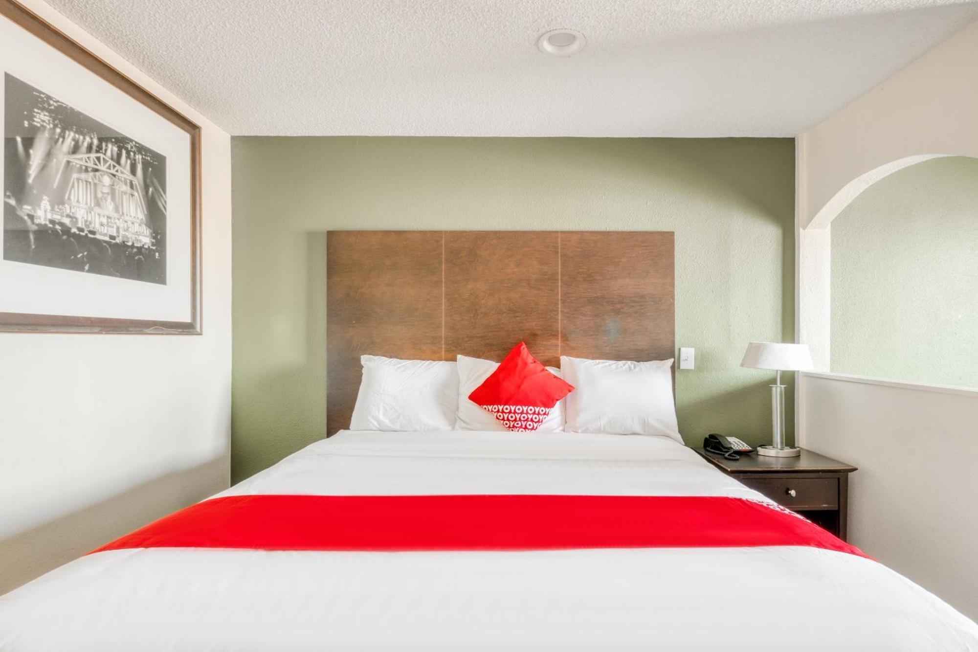 Oyo Hotel Rosenberg Tx I-69 エクステリア 写真