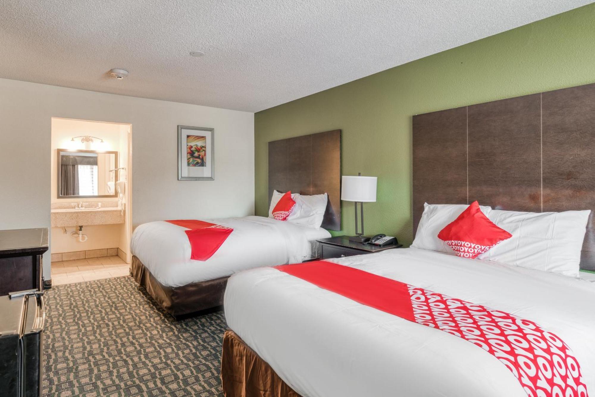 Oyo Hotel Rosenberg Tx I-69 エクステリア 写真