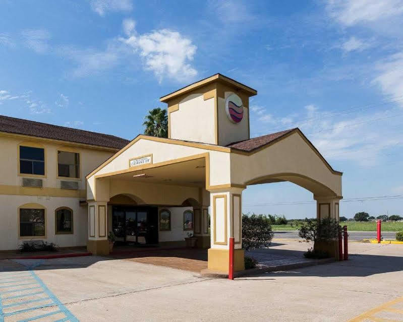 Oyo Hotel Rosenberg Tx I-69 エクステリア 写真